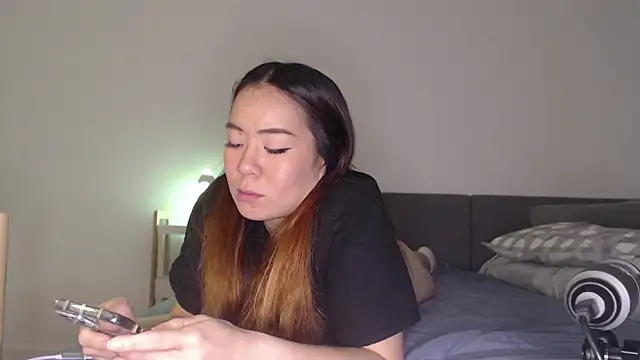 blueburrypie online show from 10/24/25, 12:26