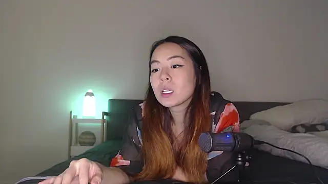 blueburrypie online show from 11/03/25, 02:20