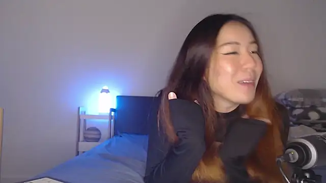 blueburrypie online show from 10/27/25, 01:45