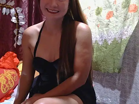 Kristinalui online show from 10/24/25, 03:27