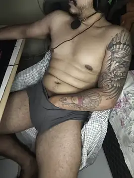 Snapshot of gtzmoreno chatting on 05/21/26, 12:41 gtzmoreno online show from 05/21/26, 12:41