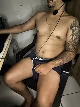 Snapshot of gtzmoreno chatting on 02/19/26, 11:56 gtzmoreno online show from 02/19/26, 11:56