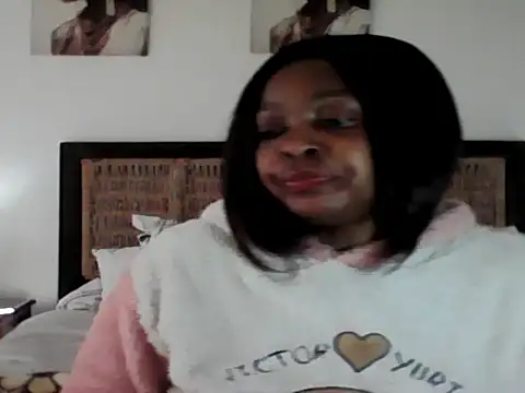 Snapshot of Blacksashaxx chatting on 06/07/26, 10:53 Blacksashaxx online show from 06/07/26, 10:53