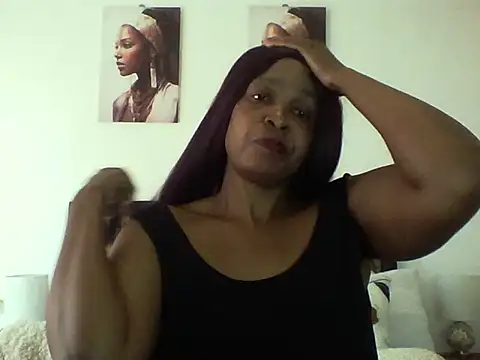 Snapshot of Blacksashaxx chatting on 10/27/25, 08:59 Blacksashaxx online show from 10/27/25, 08:59
