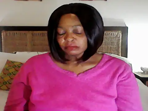 Snapshot of Blacksashaxx chatting on 04/23/26, 01:13 Blacksashaxx online show from 04/23/26, 01:13