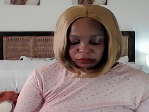 Snapshot of Blacksashaxx chatting on 05/08/26, 08:51 Blacksashaxx online show from 05/08/26, 08:51