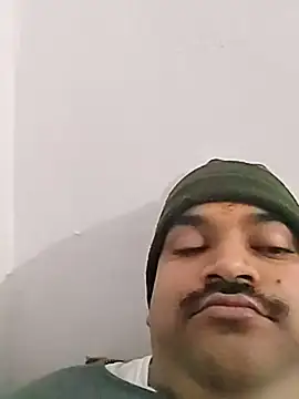 desiyouth94 online show from 12/14/25, 01:39