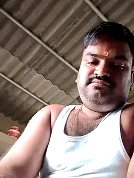 desiyouth94 online show from 10/29/25, 09:08