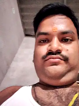 desiyouth94 online show from 10/25/25, 02:39