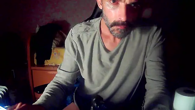 Snapshot of uaintmybabbydaddy chatting on 12/21/25, 08:49 uaintmybabbydaddy online show from 12/21/25, 08:49