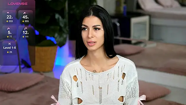 Snapshot of EvaAmanti chatting on 11/11/25, 04:29 EvaAmanti online show from 11/11/25, 04:29