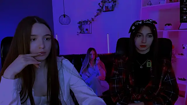 leslie bird online show from 03/26/26, 11:19