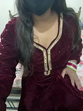 prernasingh2025 online show from 12/17/25, 07:24