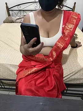 Snapshot of prernasingh2025 chatting on 10/05/25, 05:53 prernasingh2025 online show from 10/05/25, 05:53