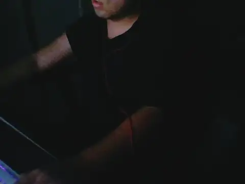 Snapshot of sebas_sexo_goloso chatting on 10/12/25, 04:30 sebas sexo goloso online show from 10/12/25, 04:30