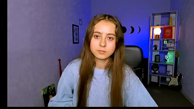 Snapshot of rebecca_smile chatting on 11/18/25, 02:20 rebecca smile online show from 11/18/25, 02:20