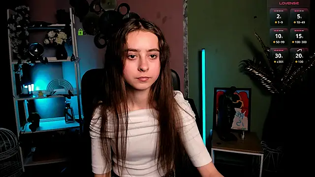 Snapshot of rebecca_smile chatting on 12/01/25, 03:02 rebecca smile online show from 12/01/25, 03:02