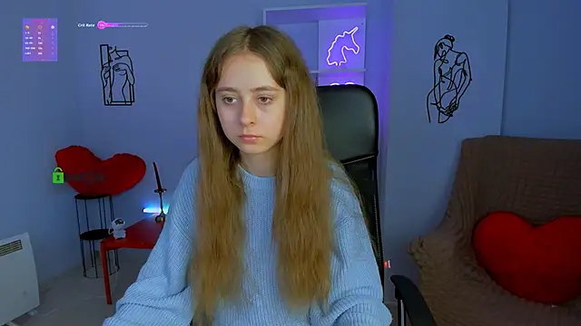 Snapshot of rebecca_smile chatting on 10/13/25, 05:53 rebecca smile online show from 10/13/25, 05:53