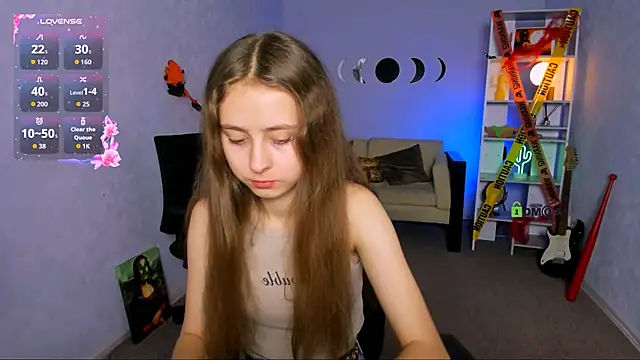 Snapshot of rebecca_smile chatting on 10/28/25, 06:45 rebecca smile online show from 10/28/25, 06:45