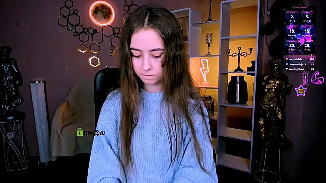 Snapshot of rebecca_smile chatting on 12/15/25, 03:18 rebecca smile online show from 12/15/25, 03:18