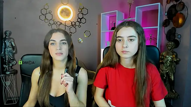 rebecca smile online show from 12/19/25, 01:35