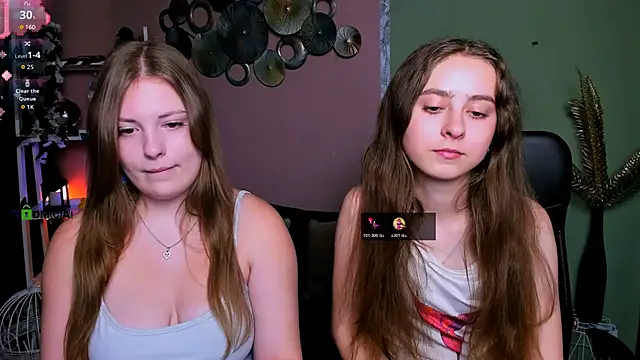 Snapshot of rebecca_smile chatting on 11/12/25, 08:12 rebecca smile online show from 11/12/25, 08:12