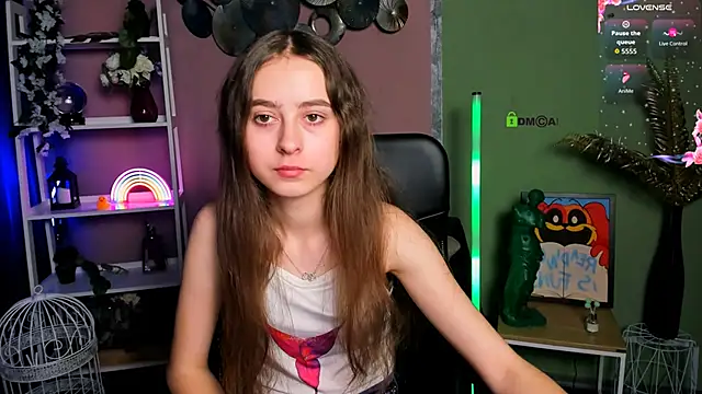 Snapshot of rebecca_smile chatting on 11/11/25, 01:17 rebecca smile online show from 11/11/25, 01:17