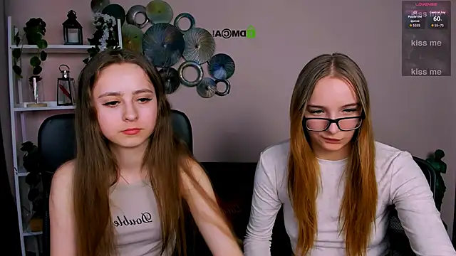 rebecca smile online show from 03/11/26, 06:35