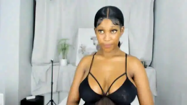 ConnieSmall24 online show from 10/06/25, 12:34