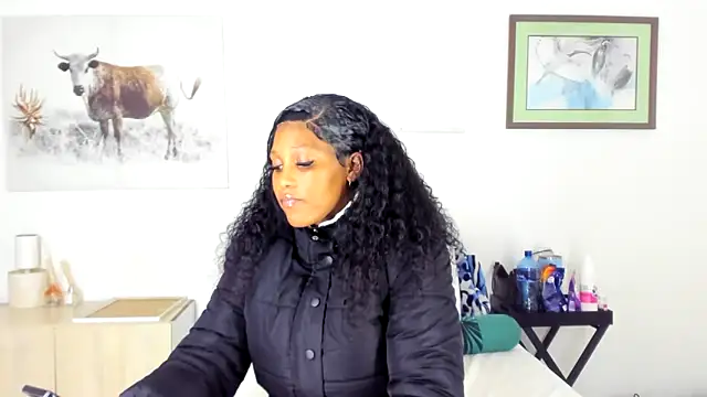 ConnieSmall24 online show from 05/06/26, 01:42
