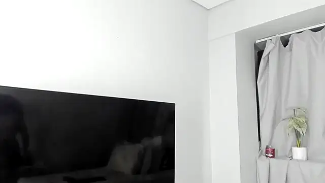 Snapshot of ConnieSmall24 chatting on 11/01/25, 07:41 ConnieSmall24 online show from 11/01/25, 07:41