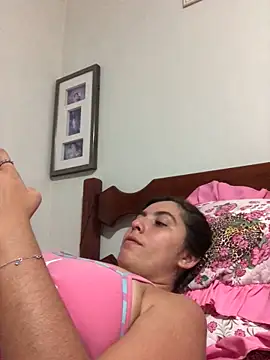 Snapshot of larj021bb chatting on 02/24/26, 11:05 larj021bb online show from 02/24/26, 11:05