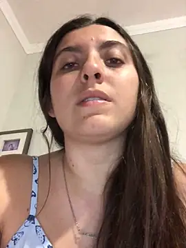 Snapshot of larj021bb chatting on 10/09/25, 11:27 larj021bb online show from 10/09/25, 11:27