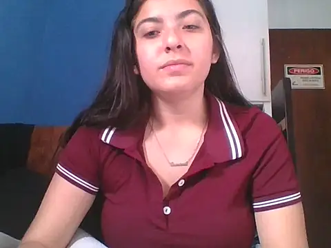 Snapshot of larj021bb chatting on 10/18/25, 04:09 larj021bb online show from 10/18/25, 04:09