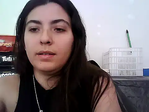 Snapshot of larj021bb chatting on 10/31/25, 01:08 larj021bb online show from 10/31/25, 01:08