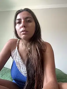 Snapshot of larj021bb chatting on 04/14/26, 02:00 larj021bb online show from 04/14/26, 02:00