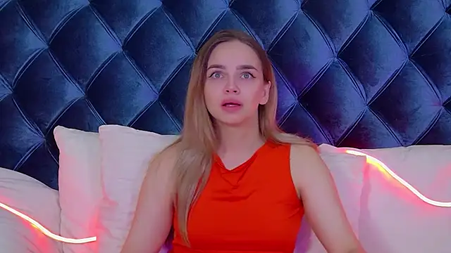 AnitaVenture online show from 11/20/25, 04:24