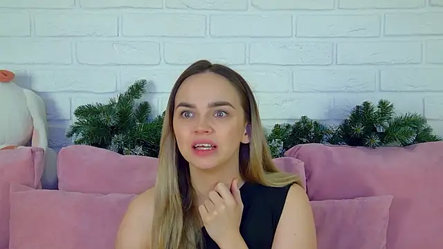 Snapshot of AnitaVenture chatting on 01/08/26, 04:18 AnitaVenture online show from 01/08/26, 04:18