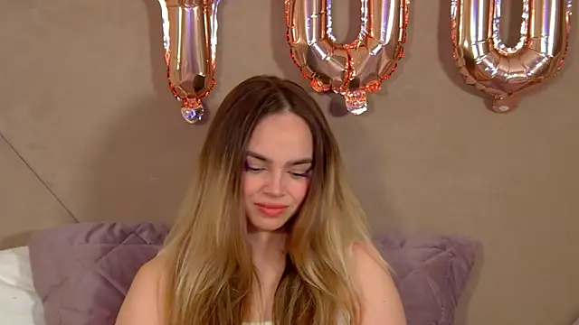 Snapshot of AnitaVenture chatting on 02/21/26, 04:25 AnitaVenture online show from 02/21/26, 04:25