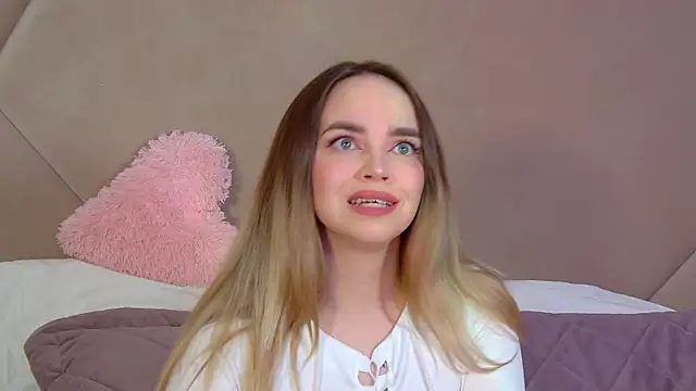 AnitaVenture online show from 04/04/26, 04:24