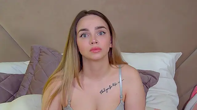 Snapshot of AnitaVenture chatting on 01/17/26, 04:27 AnitaVenture online show from 01/17/26, 04:27