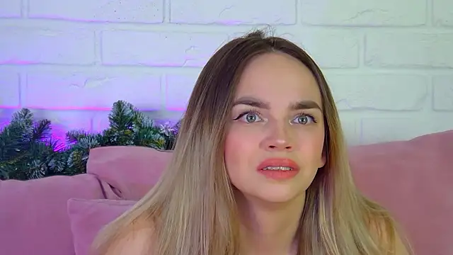 Snapshot of AnitaVenture chatting on 01/09/26, 04:41 AnitaVenture online show from 01/09/26, 04:41