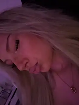 blondeeee online show from 05/03/26, 03:59