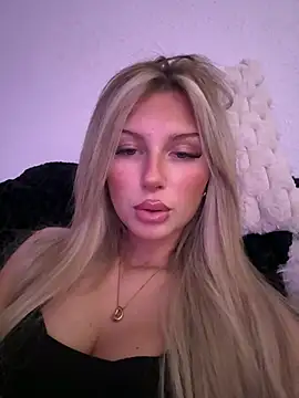 blondeeee online show from 04/21/26, 04:02