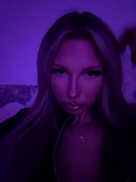 blondeeee online show from 01/10/26, 05:30