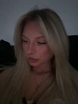 blondeeee online show from 05/06/26, 04:11