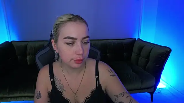Snapshot of MariellaVi chatting on 09/30/25, 06:52 MariellaVi online show from 09/30/25, 06:52