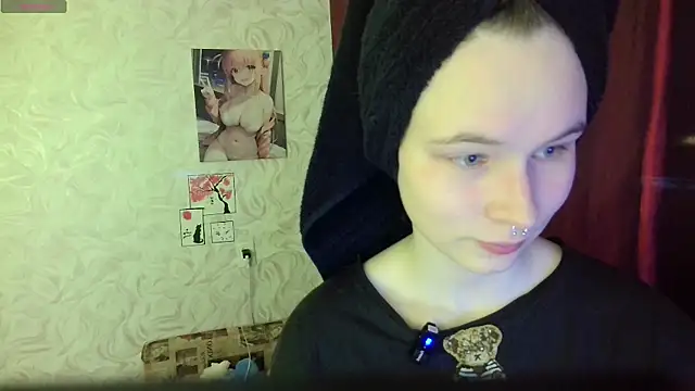 LolaVibe online show from 12/04/25, 06:18