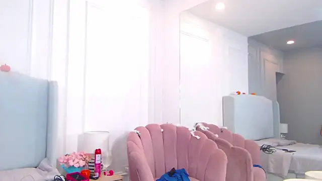 ChantalGarner online show from 11/05/25, 01:14