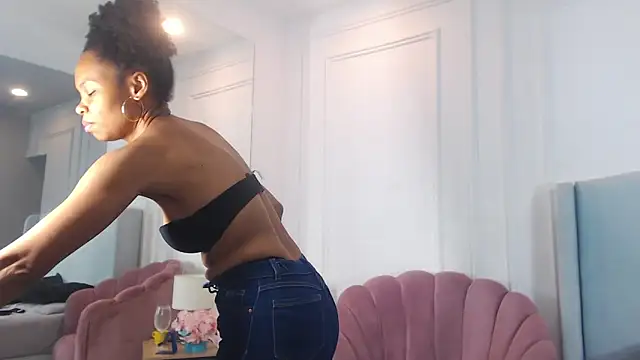 ChantalGarner online show from 02/25/26, 01:22